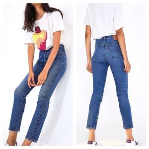 Levi's 501 Skinny Dark Wash Classic Button Fly